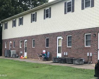 1 Bedroom 1BA 700 ft Apartment For Rent in Greene County, TN