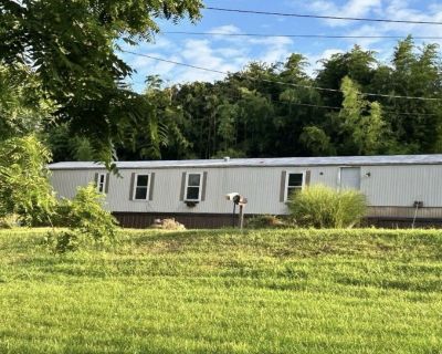 3 Bedroom 1.0 BA Mobile home for Rent in Putnam County, West Virginia