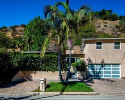 4 Bedroom 3BA 2,570 ft House For Rent in Los Angeles, CA