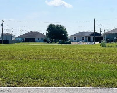 Lots and Land For Sale in Cape Coral, FL