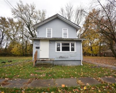 3 Bedroom 2BA Single Family House For Sale in Ashtabula, OH