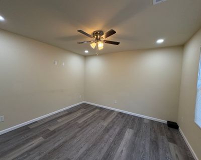 2 Bedroom 2BA 752 ft Pet-Friendly Apartment For Rent in Warner Robins, GA