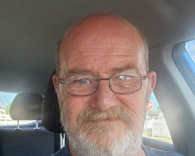 Thomas - Needs a House or a Room