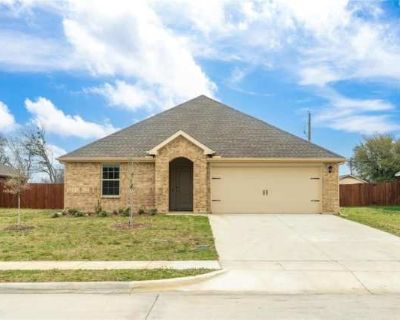4 Bedroom 2BA 1875 ft Pet-Friendly Apartment For Rent in Kaufman, TX