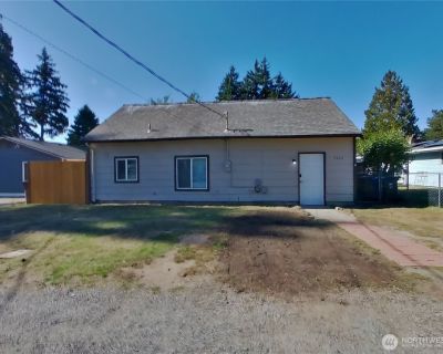 3 Bedroom 1BA 1252 ft House For Rent in Tacoma, WA