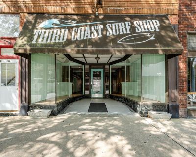 2310 ft Commercial Property For Sale in Saint Joseph, MI