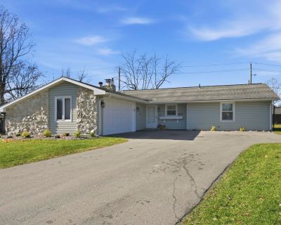 3 Bedroom 1BA 1462 ft Single Family House For Sale in Fort Wayne, IN