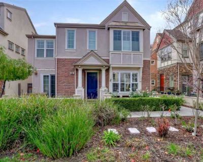 3 Bedroom 2.5BA 2036 ft Apartment For Rent in Santa Clara, CA