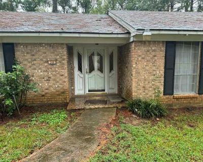 4 Bedroom 3BA 2539 ft Single Family Home For Sale in SHREVEPORT, LA