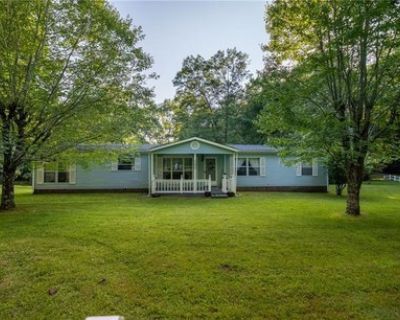 3 Bedroom 2BA 1729 ft Mobile Home For Sale in Glade Valley, NC