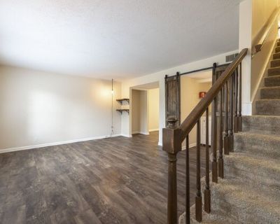 Country Dr Apt,nashville, Home For Sale