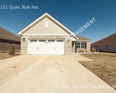 4 Bedroom 2BA 2367 ft Pet-Friendly Single-family home For Rent in Smiths Station, AL