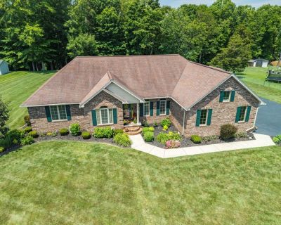 4 Bedroom 2BA 2316 ft Single Family House For Sale in Waverly, OH