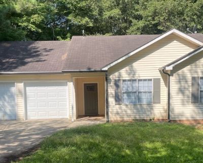 3 Bedroom 2BA 1572 ft Furnished Pet-Friendly House For Rent in Covington, GA