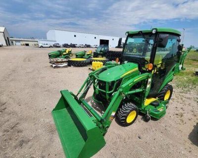 2017 John Deere 1025R