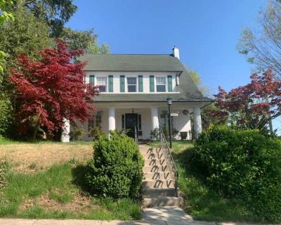 4 Bedroom 1.5BA 0 ft Pet-Friendly Apartment For Rent in York, PA