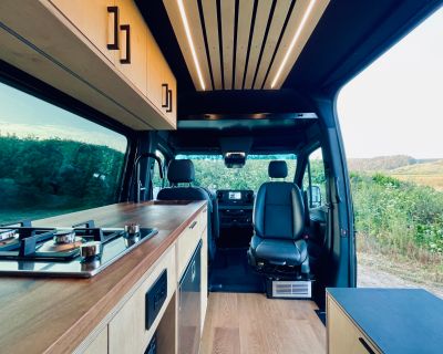 2022 Mercedes-Benz Sprinter 144 4X4