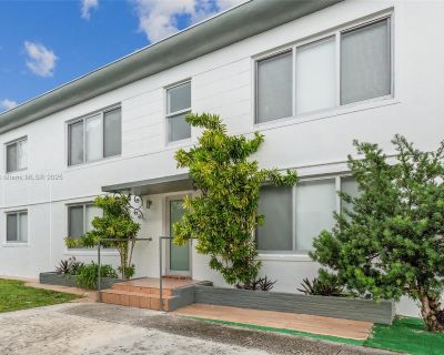 82nd St. Discover this beautifully renovated 3-bedroom, 1-bathroom apartment, perfectly situated on the heart of North Beach. The unit features new floors throughout, stainless steel appliances, and granite countertops. Enjoy modern comforts like a central AC system, an in-unit washer and dryer, and built-in closets. With fresh paint and impact windows, the apartment is filled with an abundance...