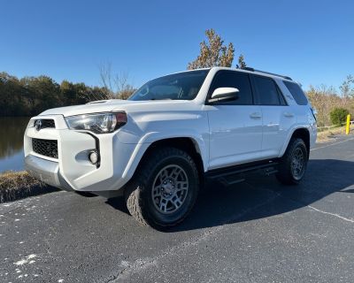 Used 2018 Toyota 4Runner SR5/SR5 PREMIUM 4WD Automatic