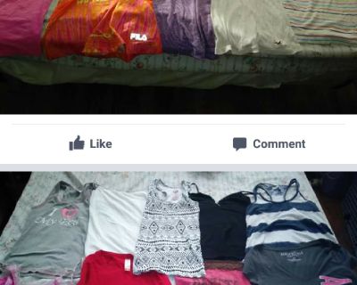 Lots of clothes size small