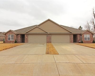 243 Sage Street. Property for Rent in Centerton, AR for $1,450 with 3 bedrooms and 2 full baths. This 1,256 square foot property was built in 2013 on a lot size of 0.35.. A 3 bedroom, 2 bath, 2 car garage duplex- tucked in a culdesac. Granite counters, stainless steel appliances, vinyl in main areas with eat in kitchen, and spacious fenced back yard for privacy. Pets negotiable with increased r...