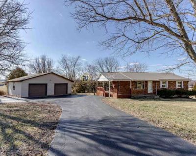 3 Bedroom 3BA 2500 ft Apartment For Rent in Meade County, KY