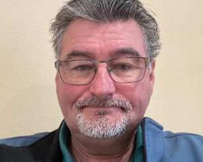 Non-smoker. Budget: $800 per month. Ready to move: now. Looking for myself. My wife and I have recently split up. I need a place to stay, till I can figure out if it s going to be permanent