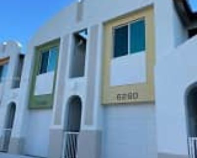 3 Bedroom 2BA 1418 ft² Apartment For Rent in Davie, FL 4729 SW 63rd Terrace unit 1