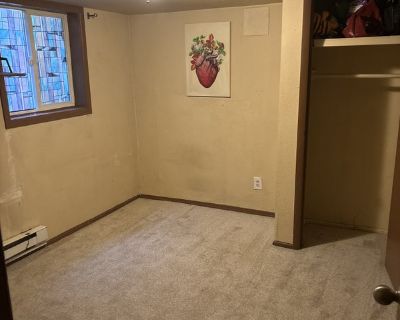Unfurnished Room for Rent - Amazing value!
