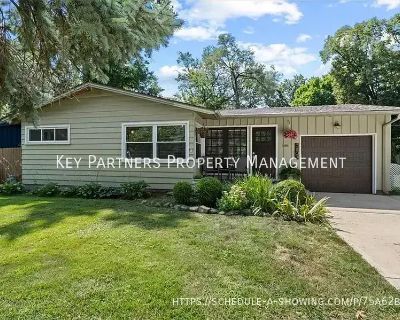 5807 W 75th Ter. **Available now** This is a beautifully updated Mid-Century Modern home in highly sought-after Prairie Village! There are vaulted ceilings, gleaming hardwood floors and tons of natural light throughout the home. It has been thoughtfully updated with 2 spacious bedrooms and 2 updated bathrooms - including a new walk-in-closet. The sleek, updated kitchen is perfect for both every...