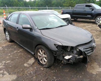 Salvage Gray 2011 Toyota Camry Le