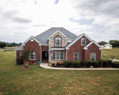 6 Bedroom 4BA 3620 ft Single Family House For Sale in Taylorsville, GA