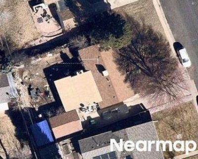 3 Bed 2.0 Bath Preforeclosure Property in Denver, CO 80222 - S Grape St