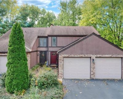 2 Bedroom 3BA 2176 ft Condominium For Sale in MEDINA, OH