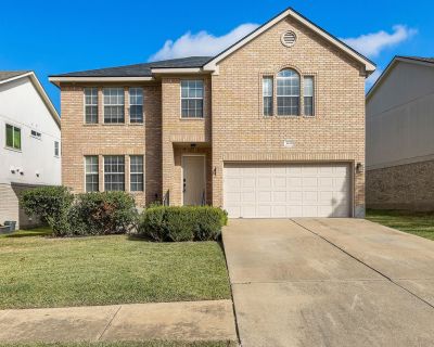 4 Bedroom 2BA 3291 ft Single Family House For Rent in Round Rock, TX