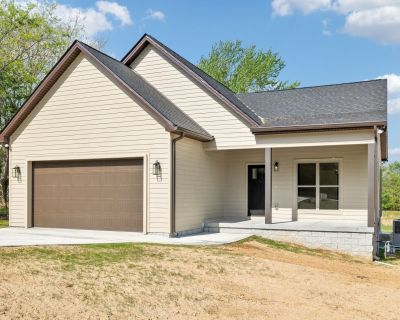 3 Bedroom 2BA 1411 ft Apartment For Rent in Smithville, TN