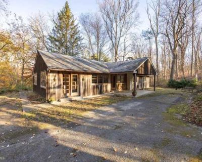 22 BERTOLET SCHOOL Road. image_url. In unit laundry Patio / balcony Hardwood floors Dishwasher Garage Stainless steel Unit Amenities dishwasher fireplace hardwood floors in unit laundry oven patio / balcony range refrigerator stainless steel Property Amenities parking garage. 3 Bedroom. 2 Bathroom. 2034 ft