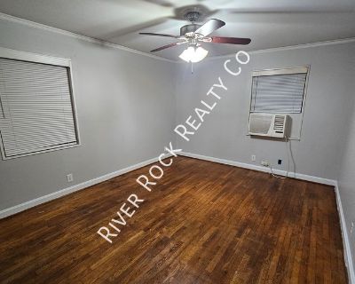 2 Bedroom 1BA 1012 ft Pet-Friendly Apartment For Rent in North Little Rock, AR