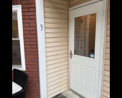 2 Bedroom 1BA 1200 ft Furnished Condo For Rent in Nyack, NY