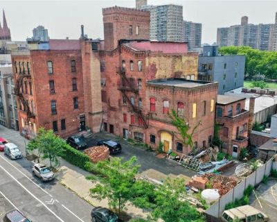 Meserole St, Brooklyn, Plot For Sale
