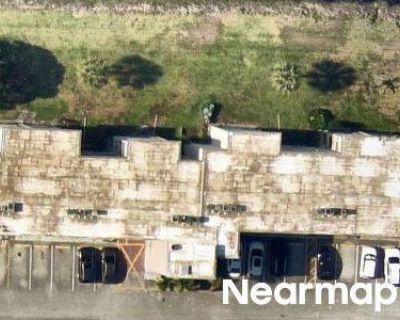 2 Bed 2 Bath Preforeclosure Property in Lake Worth, FL 33461 - Bonnie Blvd Apt 416