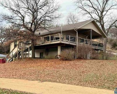 4 Bedroom 3BA 2087 ft Single Family Home For Sale in LINN GROVE, IA