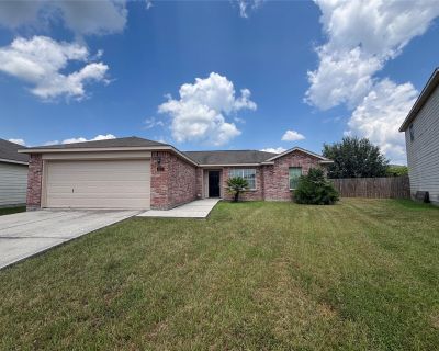 3 Bedroom 2BA 1358 ft² Home For Rent in Spring, TX
