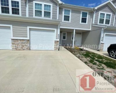 3 Bedroom 2.5BA 0 ft Pet-Friendly Apartment For Rent in Louisburg, KS
