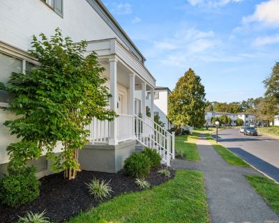 1 Bedroom 1BA 800 ft Pet-Friendly Apartment For Rent in Norwalk, CT