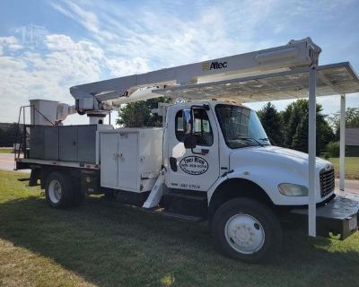 2006 Freightliner Business Class M2 106