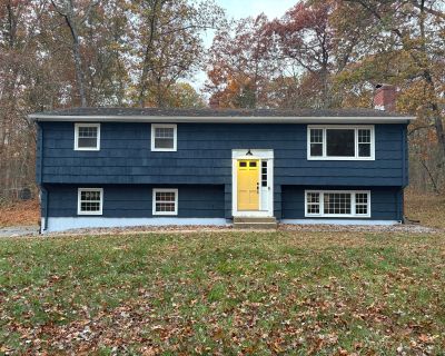 3 Bedroom 2BA 1844 ft Single Family House For Sale in Colchester, CT