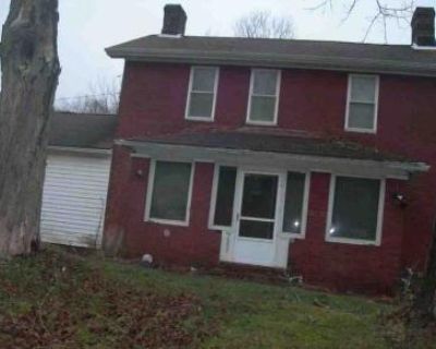 3 Bed 1 Bath Foreclosure Property in Mercer, PA 16137 - Valley Rd