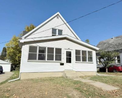 Spacious 4-Bedroom Home with Fenced Backyard. image_url. W/D hookup Patio / balcony Dishwasher Pet friendly Range Refrigerator Unit Amenities dishwasher patio / balcony range refrigerator w/d hookup Property Amenities pet friendly cats allowed dogs allowed. Pets allowed. 4 Bedroom. 2 Bathroom. 1967 ft