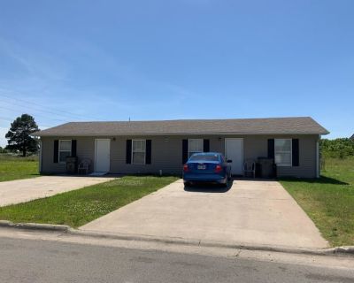 801 Northend Avenue. image_url. W/D hookup Air conditioning Unit Amenities air conditioning w/d hookup. 2 Bedroom. 1 Bathroom. 0 ft